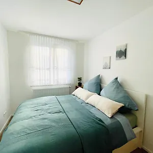 Apartment Frisch Renoviertes Und Charmantes Stuttgart